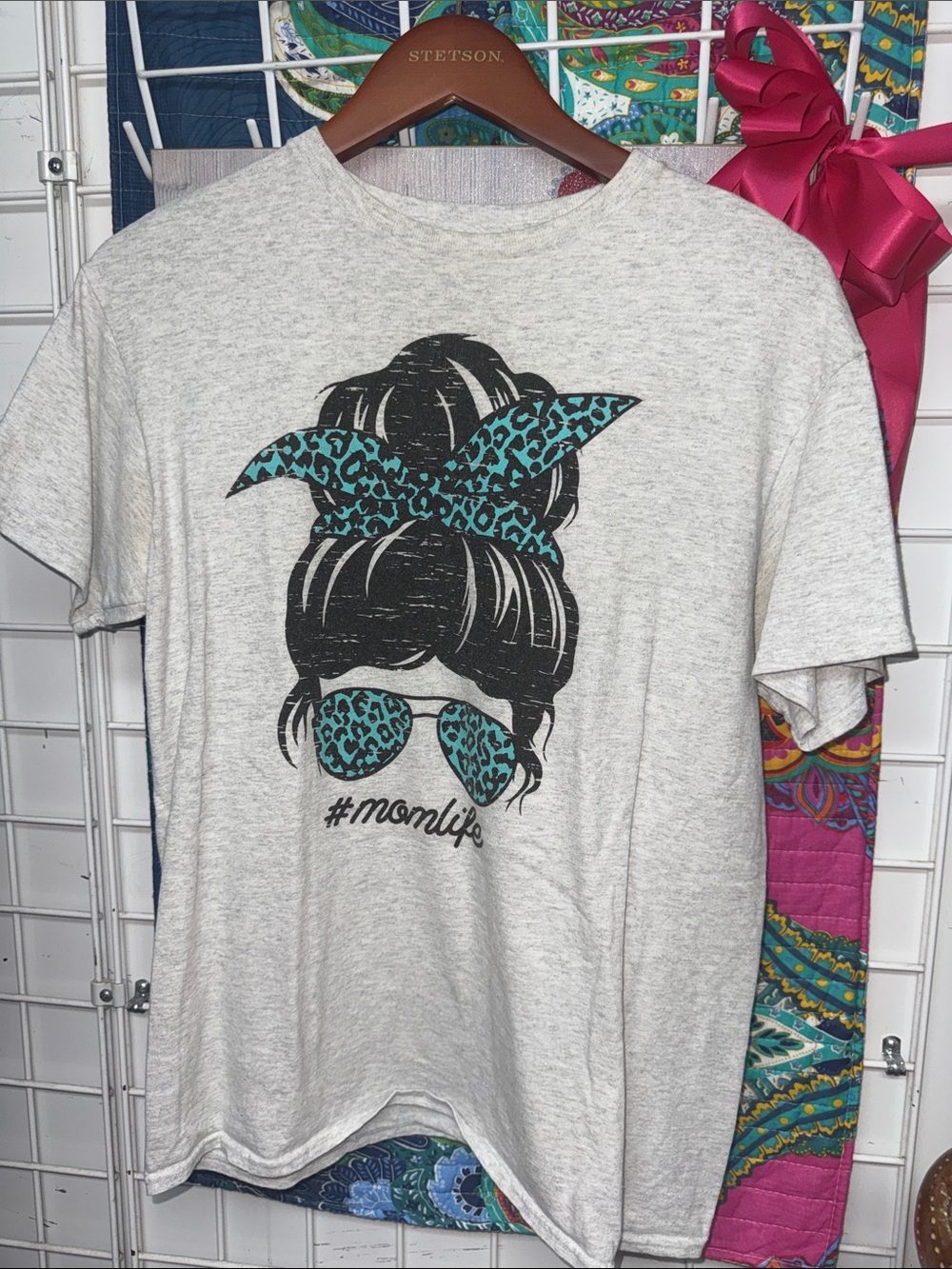 7 Graphic T-shirts, size medium - Picture 8 of 8